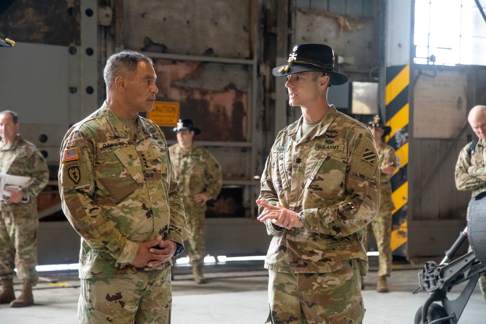 Top Commander of Forces Command visits Fort Stewart and Hunter Army Airfield