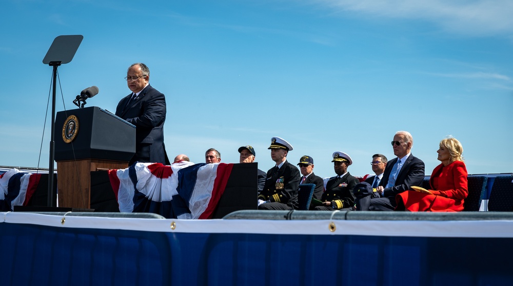 SECNAV attends USS Delaware Commissioning Ceremony