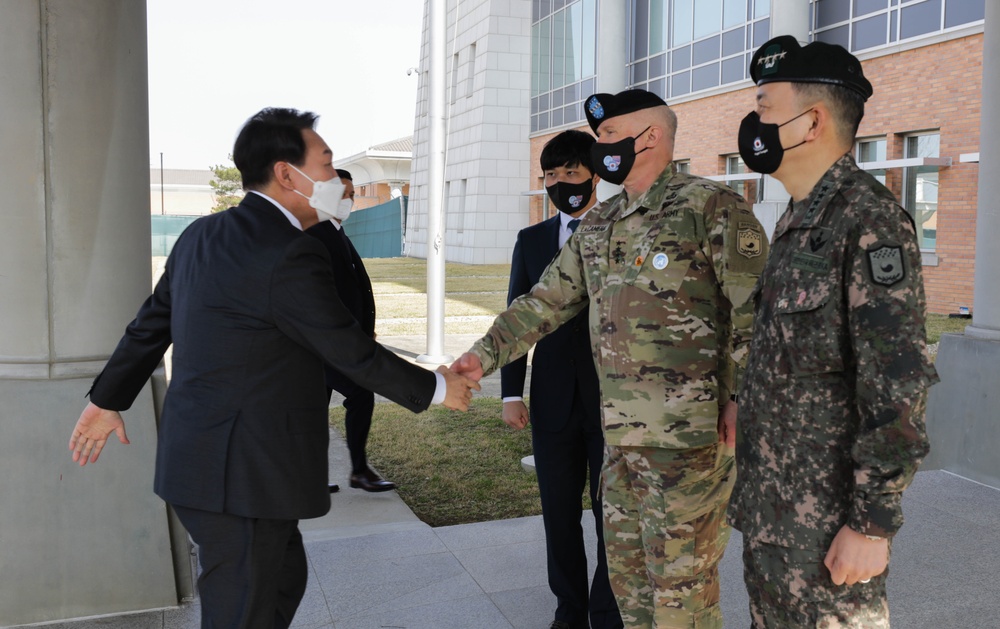 ROK President-elect Yoon Visits USAG-Humphreys
