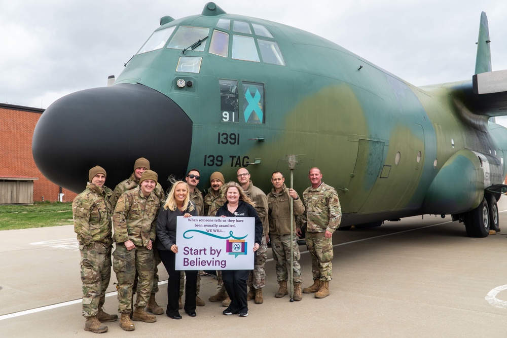 Airmen raise awareness during Sexual Assault Awareness Month