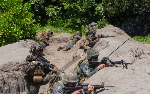 Balikatan 22: Bilateral Amphibious landing at Claveria
