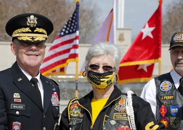 Honoring Veteran Helper