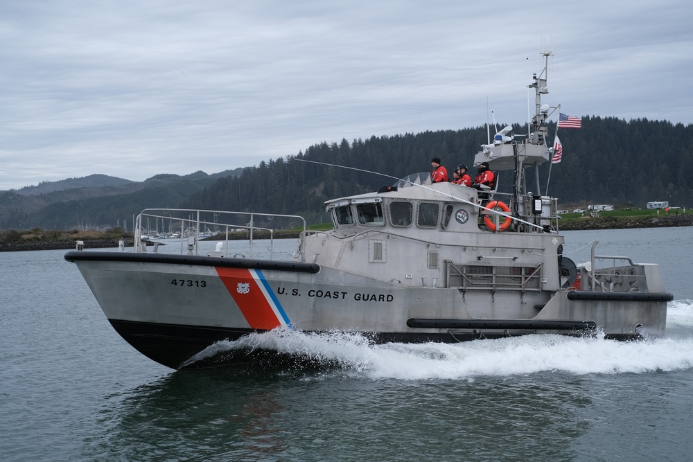 A Coast Guard 47-foot Motor Life Boat crew from Station Oregon