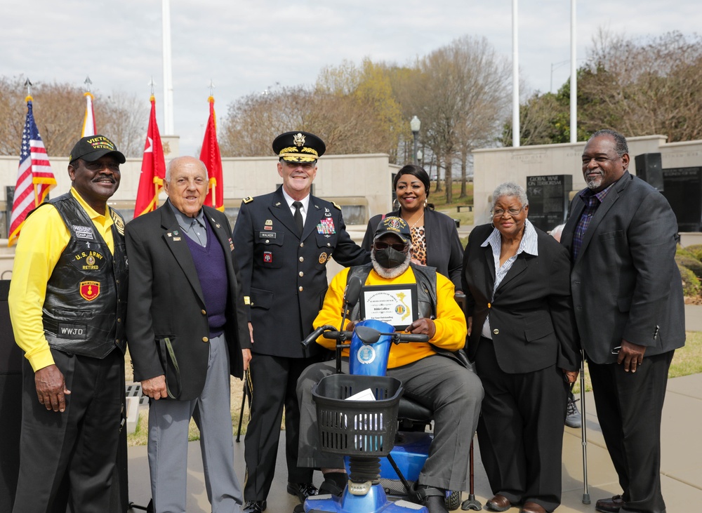 Honoring Retired Sgt. Bib Collier