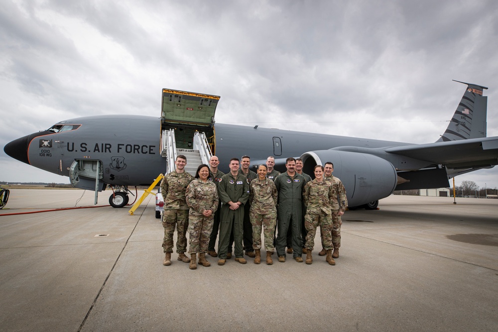 New Jersey Adjutant General flies with 108th Wing