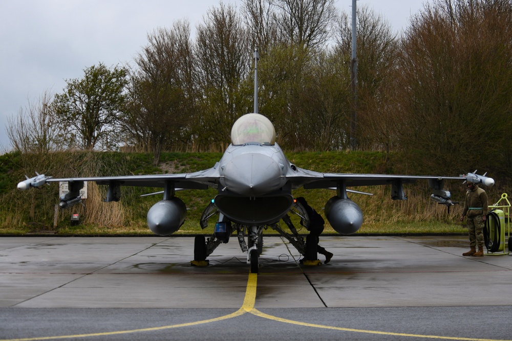 31st FW participates in Frisian Flag 22