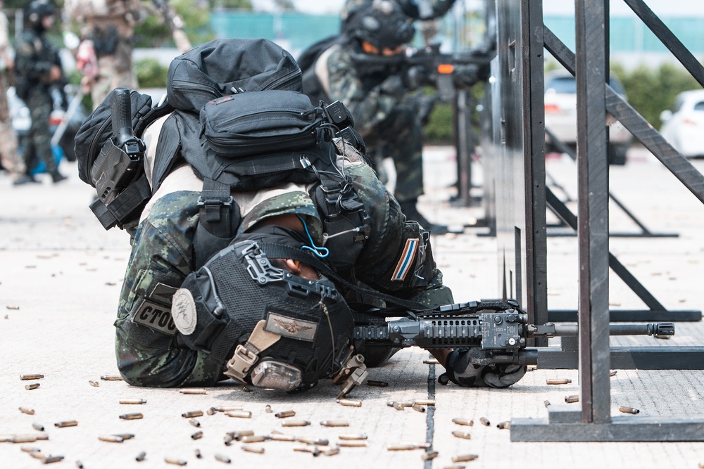1st SFG (A) Green Berets sharpen critical combined arms skills with Thai Counter-Terrorism Operations Center