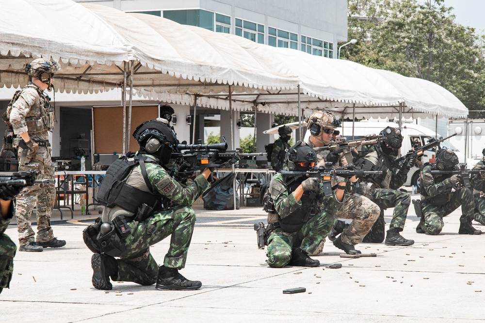 1st SFG (A) Green Berets sharpen critical combined arms skills with Thai Counter-Terrorism Operations Center