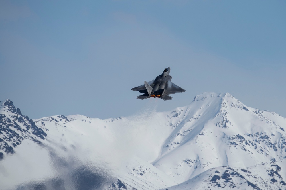 Raptors soar for Polar Force 22-4