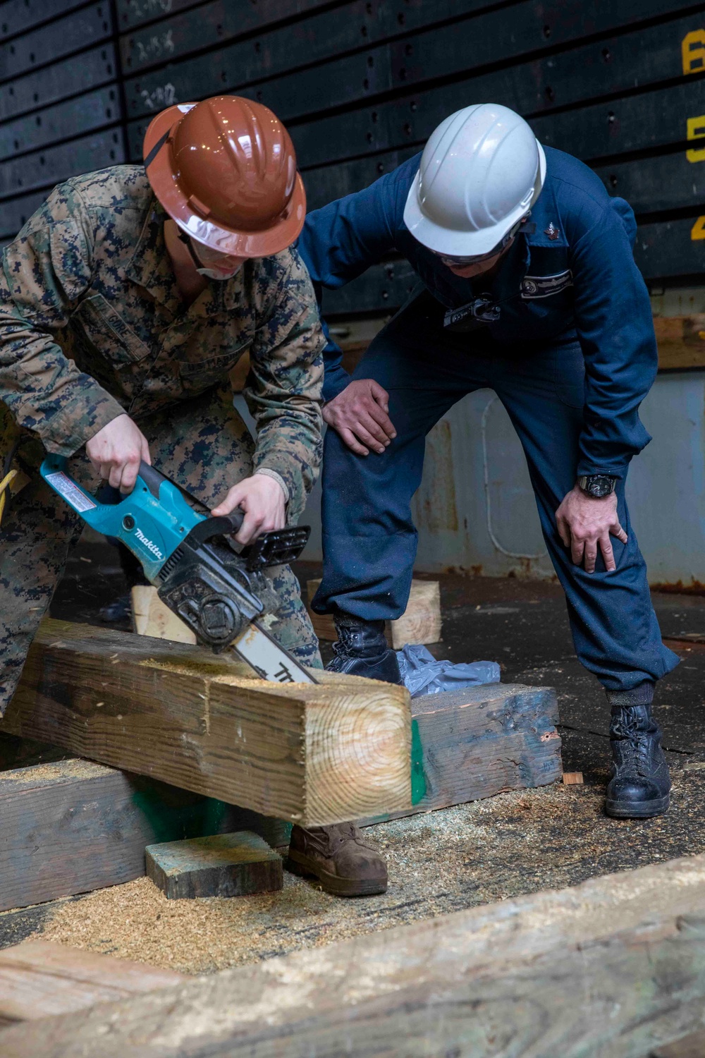 Gunston Hall: securing Landing Craft Unit