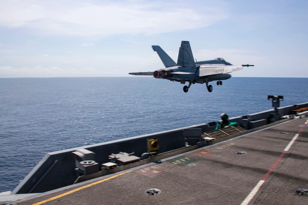 Abraham Lincoln conducts flight operations