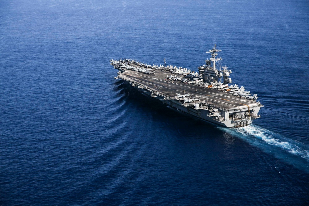 Abraham Lincoln transits the South China Sea