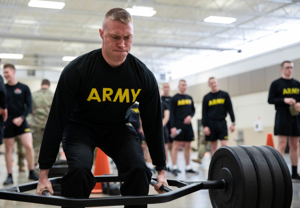 DVIDS - Images - IANG Soldier competes in ACFT during BWC [Image 3 of 16]