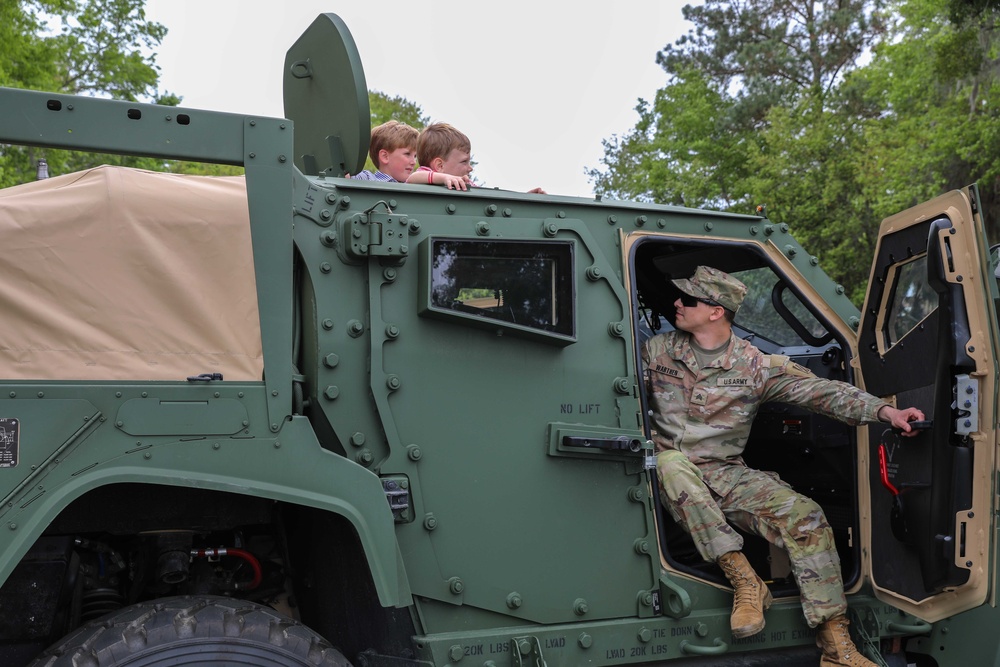 The 3rd Infantry Division supports military appreciation day