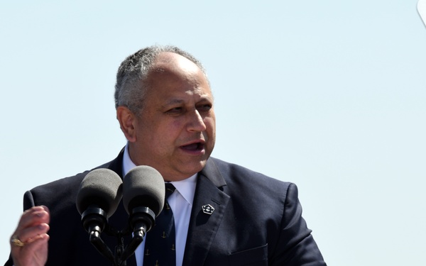 President, First Lady celebrate commissioning of USS Delaware (SSN 791)