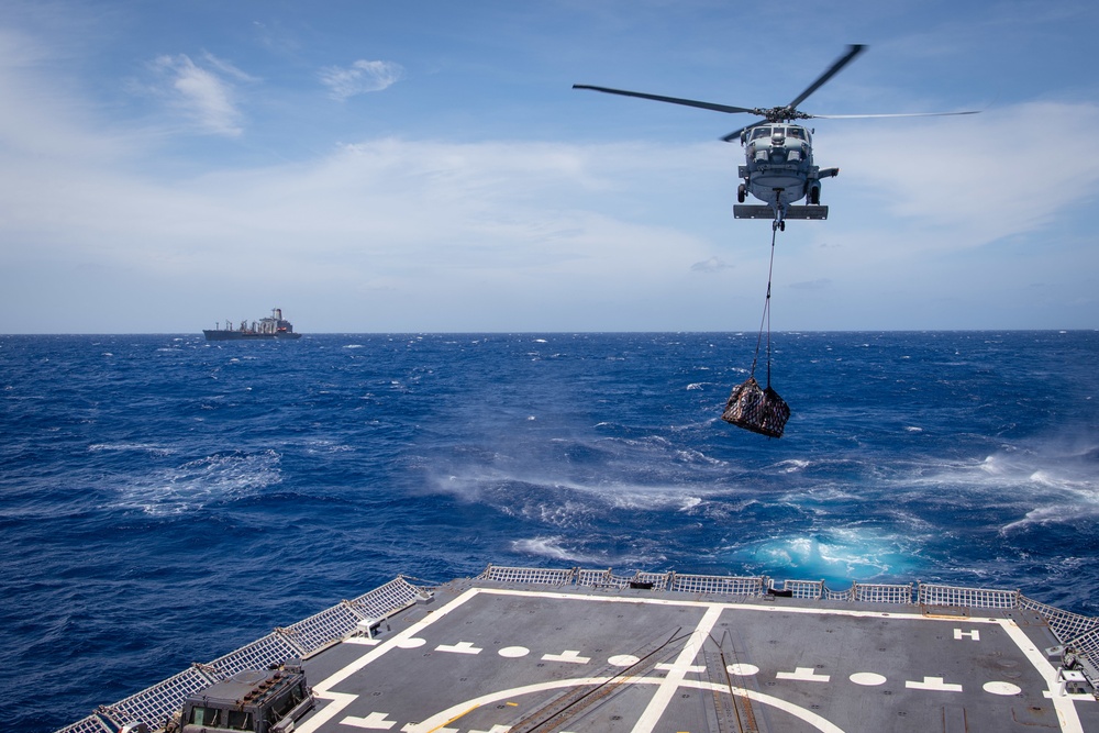USS Momsen Verticlal Replenishment