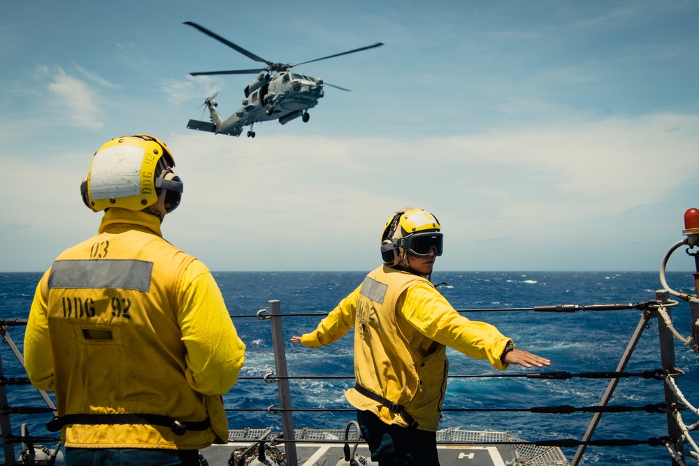 USS Momsen Verticlal Replenishment