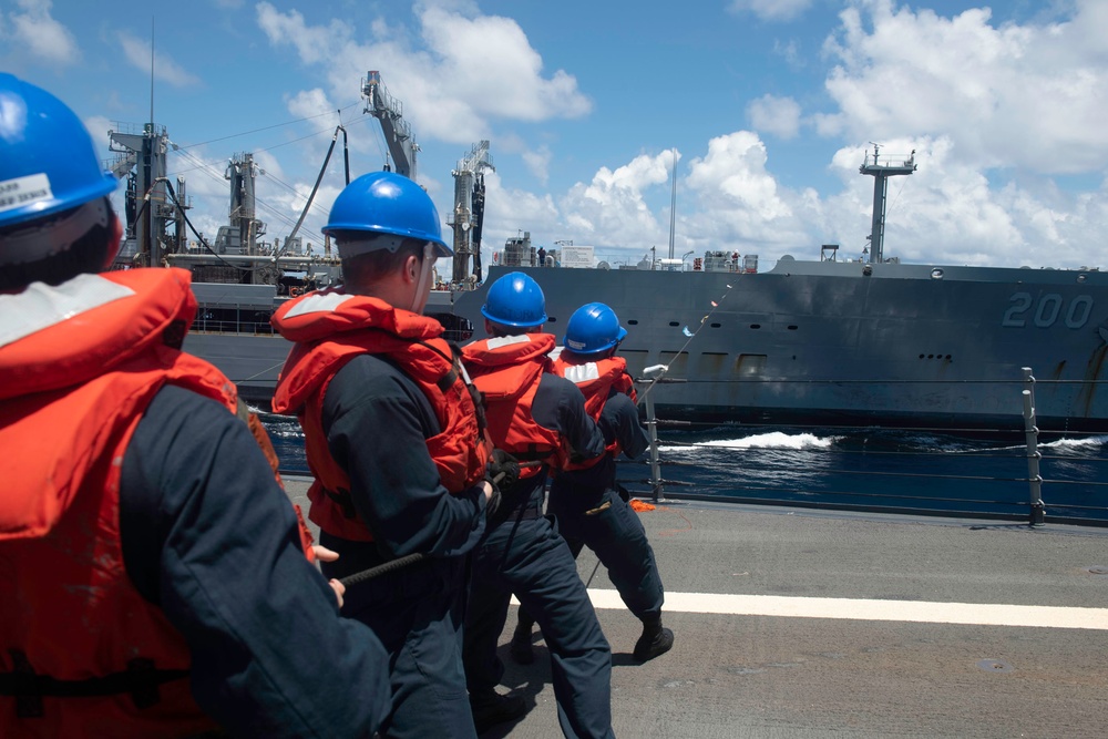 Spruance Conducts RAS with USNS Guadalupe