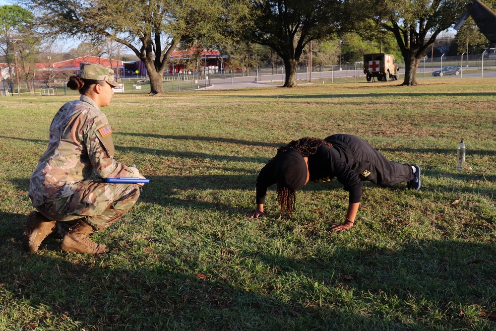 394th Field Hospital Conducts Army Combat Fitness Test