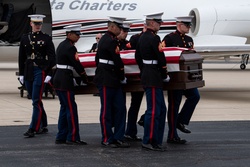 Dignified Transfer of Marine Capt. Matthew J. Tomkiewicz [Image 6 of 8]