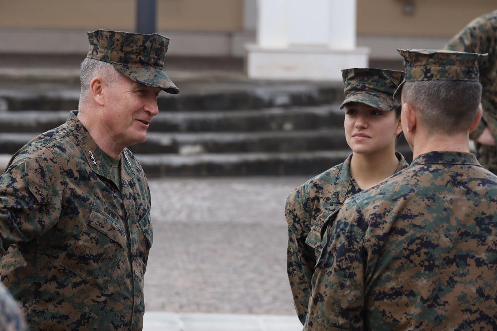 DVIDS - Images - Lt. Gen. Jurney visits TF-61/2 [Image 8 of 8]