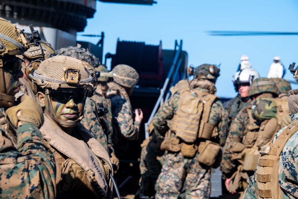 USS Ashland (LSD 48) participates in Balikatan 22
