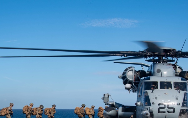 USS Ashland (LSD 48) participates in Balikatan 22