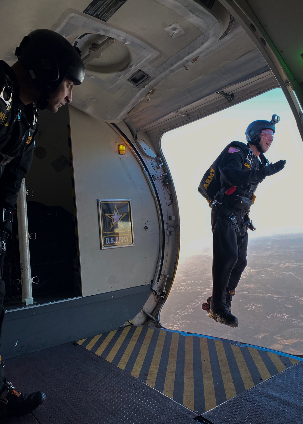 U.S. Army Parachute Team, the Golden Knights, jumps into the San Antonio Country Club.