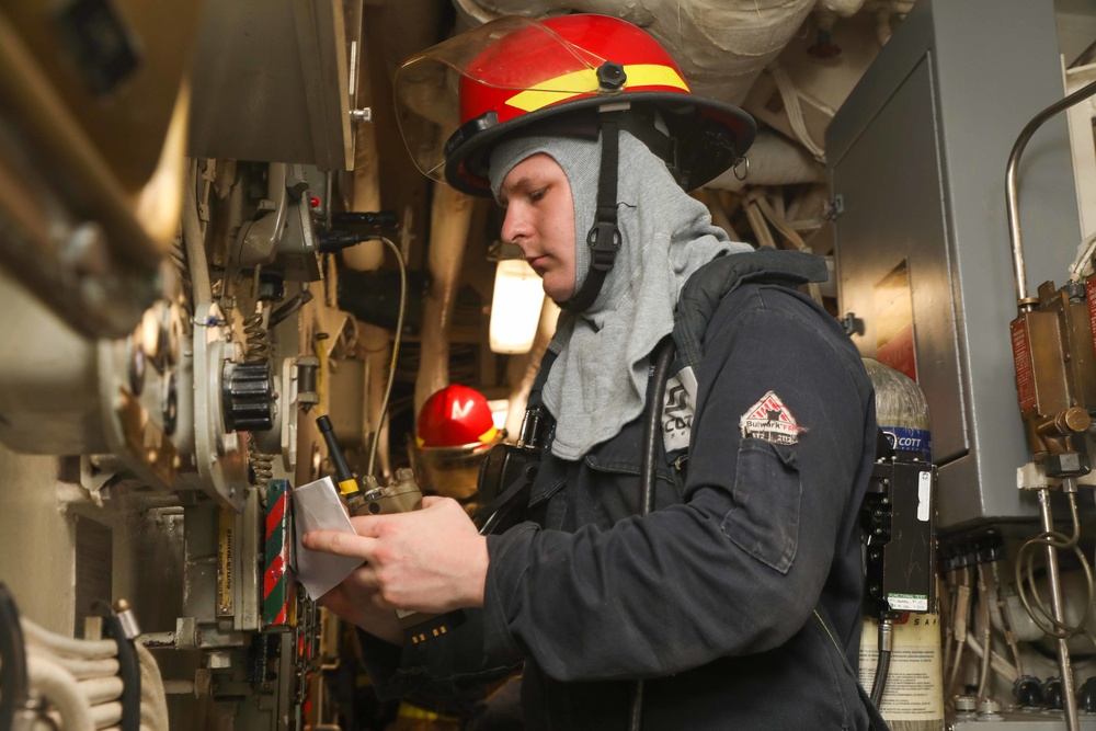 USS Cole (DDG 67) General Quarters Drill
