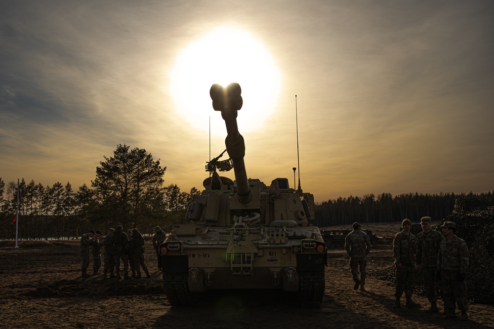 U.S. Soldiers and EFP Members Start Off the Rising Griffin Exercise