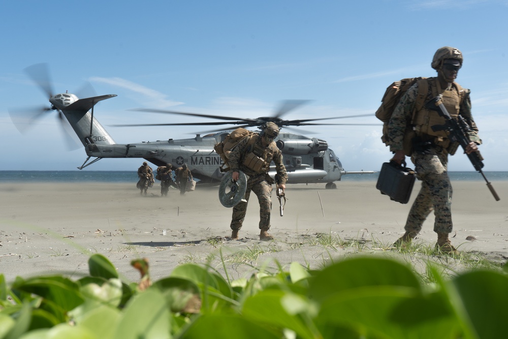 Balikatan 22: Air Assault at Claveria