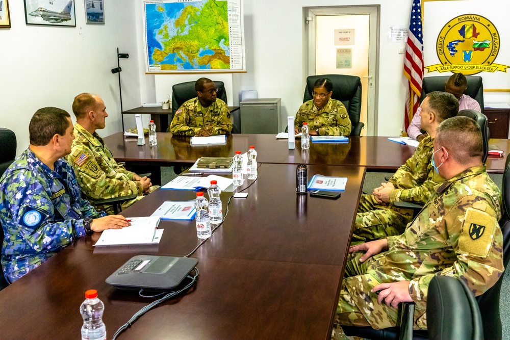 Brig. Gen. Wanda N. Williams visits MK Airbase