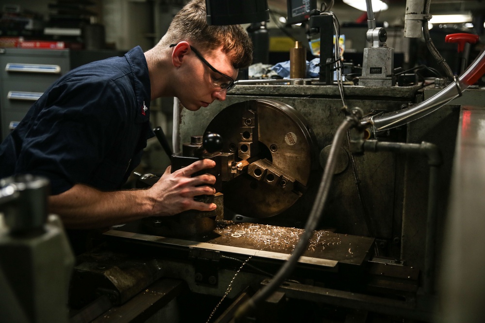 Abraham Lincoln Sailors conduct maintenance