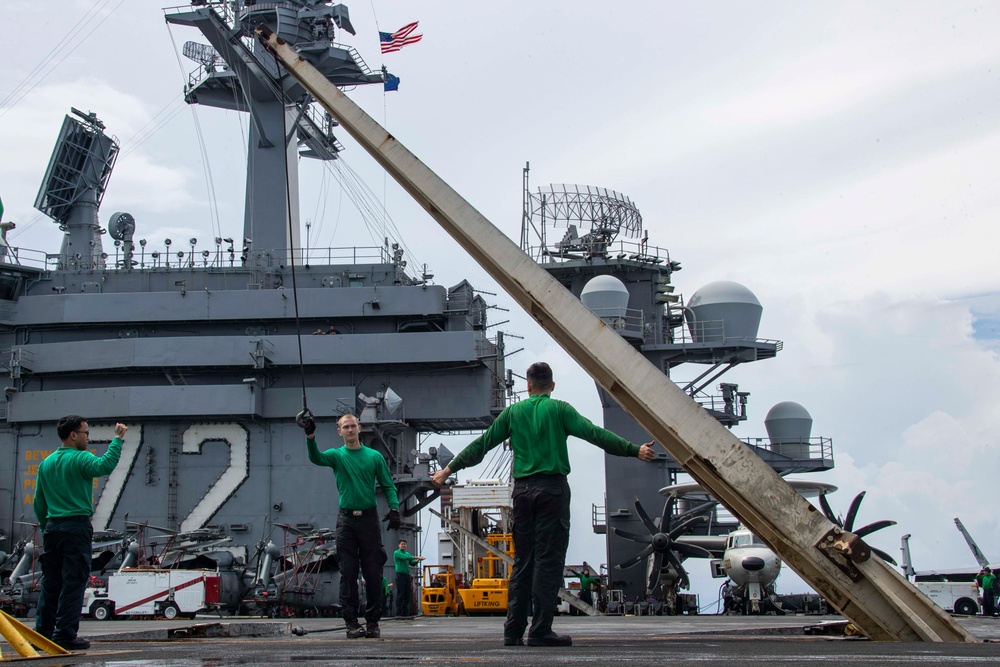 Abraham Lincoln Sailors conduct maintenance