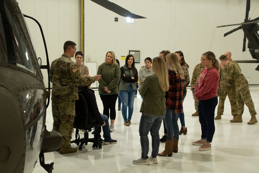 1-135th Army National Guard hosts Spouse Orientation Flight Day