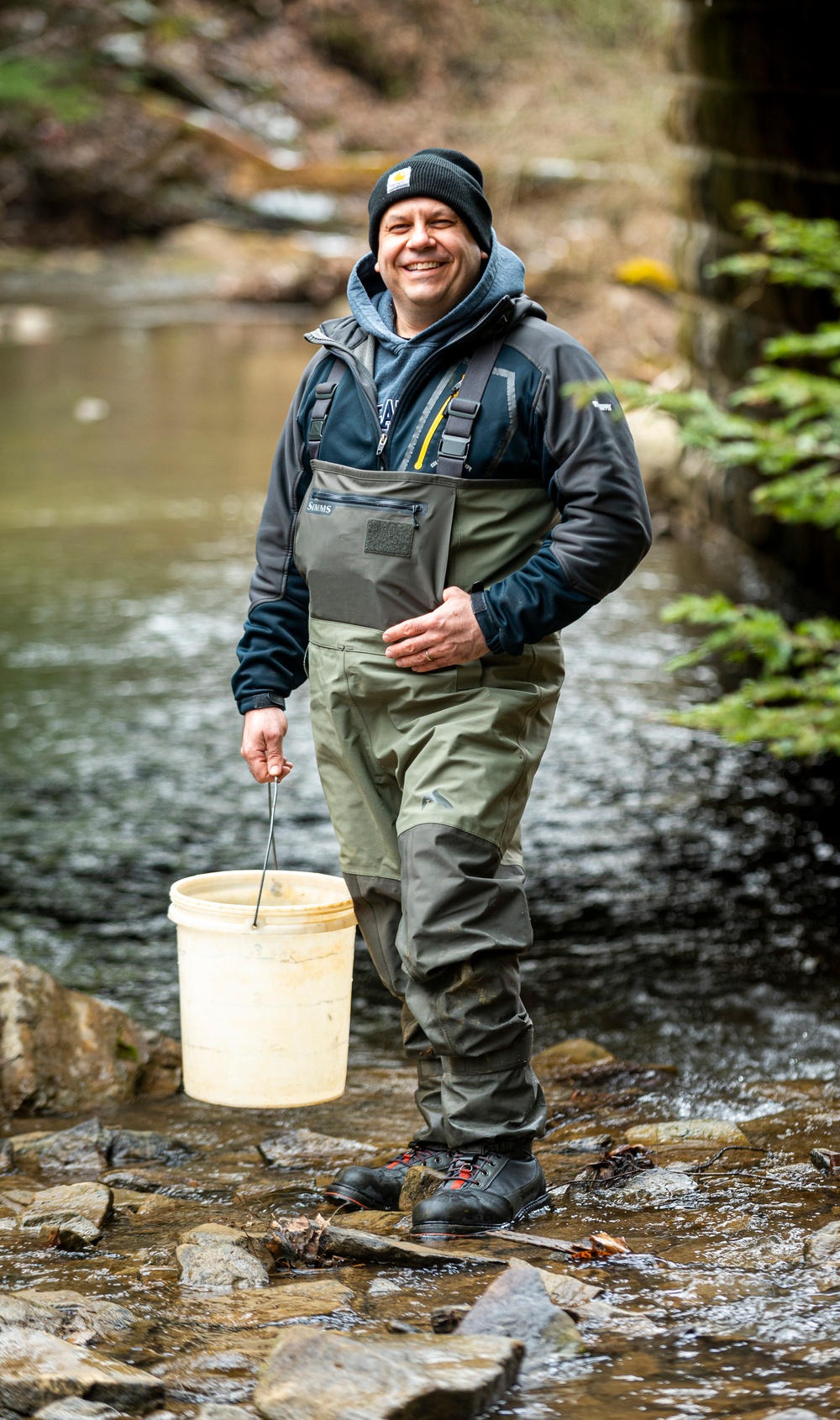 Pittsburgh District conducts springtime water quality sampling