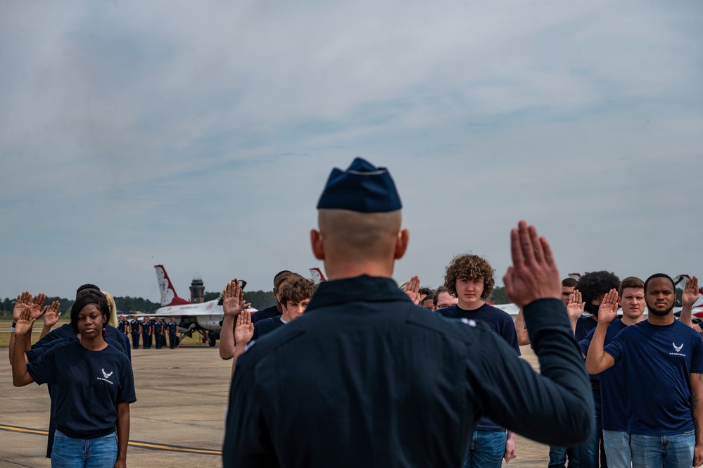 2022 Shaw Air &amp; Space Expo