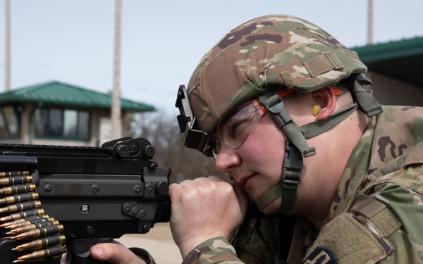 Soldiers Conduct Weapon Qualification Training