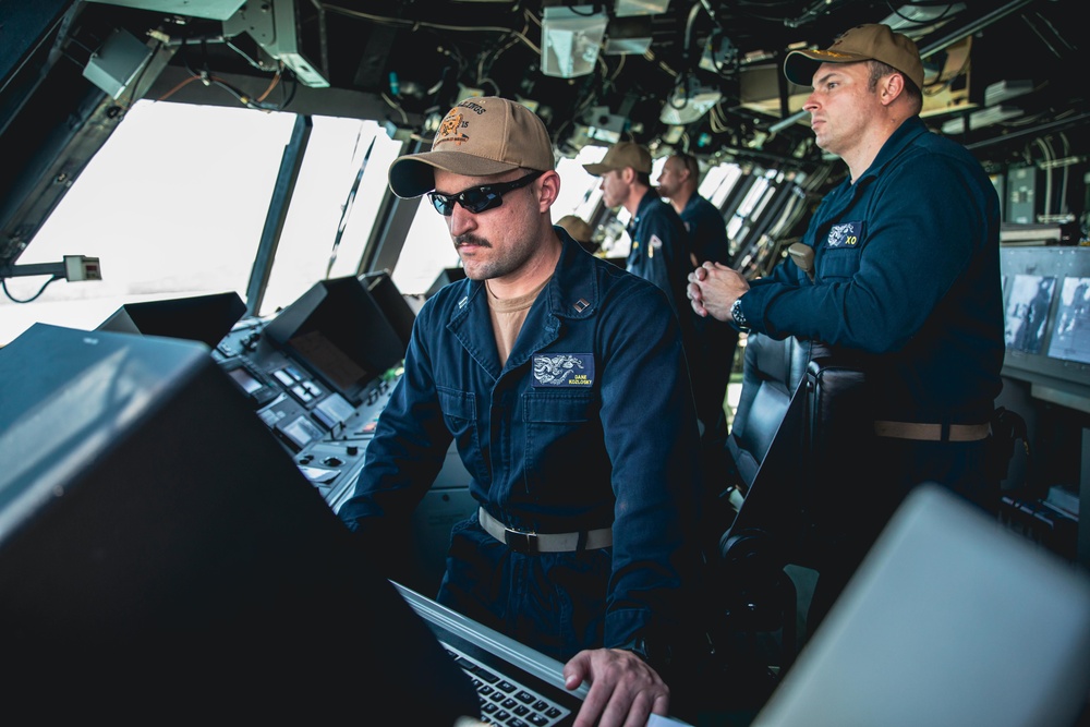 USS Billings Departs Cuba
