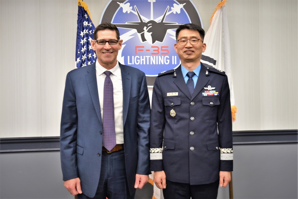 Republic of Korea Delegation Visits the F-35 Joint Program Office