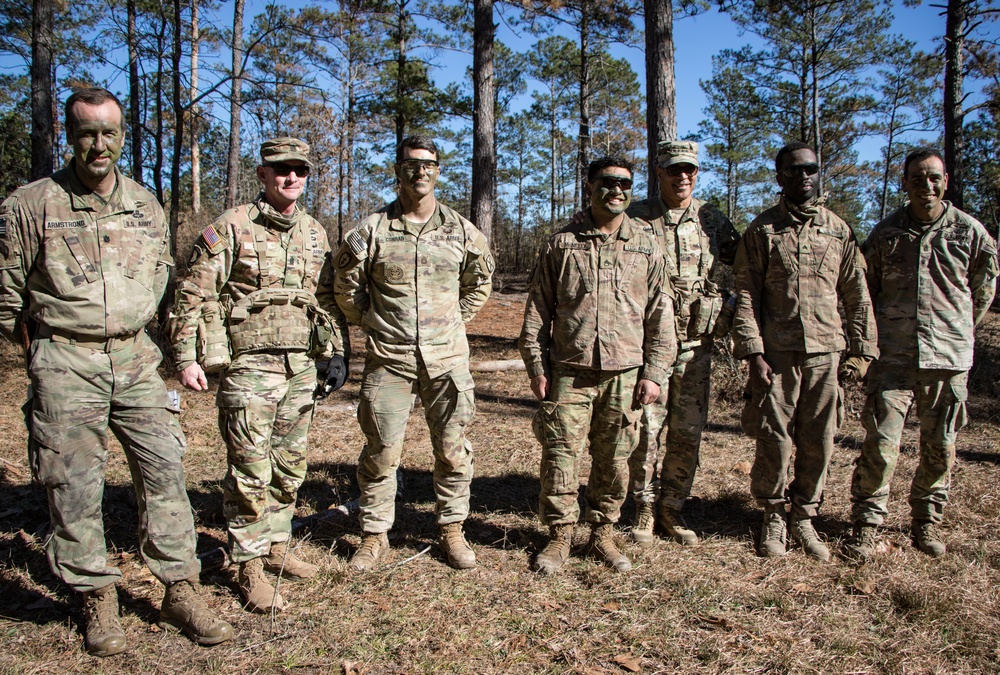 1BCT Soldiers merited by (FORSCOM) Commanding General