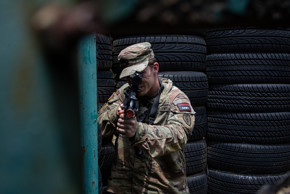TNI/U.S. Army Platoon Exchange - CQB