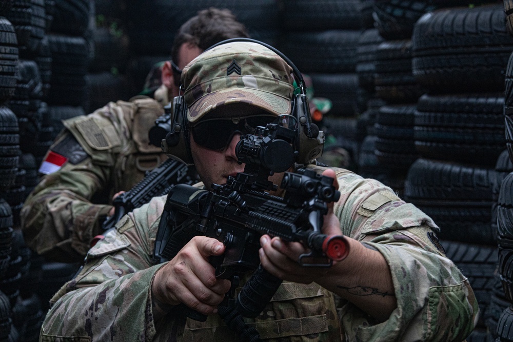 TNI/U.S. Army Platoon Exchange - CQB