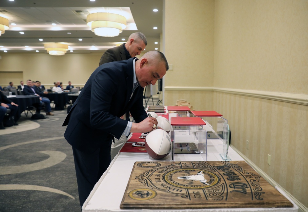 MCRC command members visit Young Guns