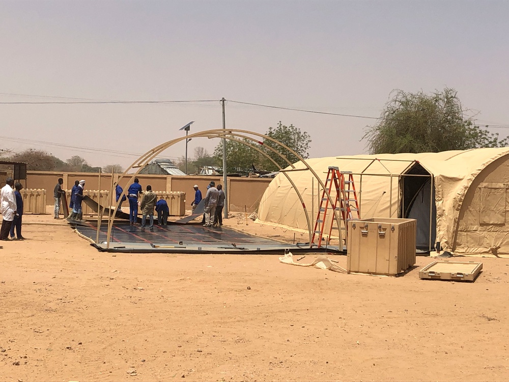 U.S. donates mobile field hospital to Niger