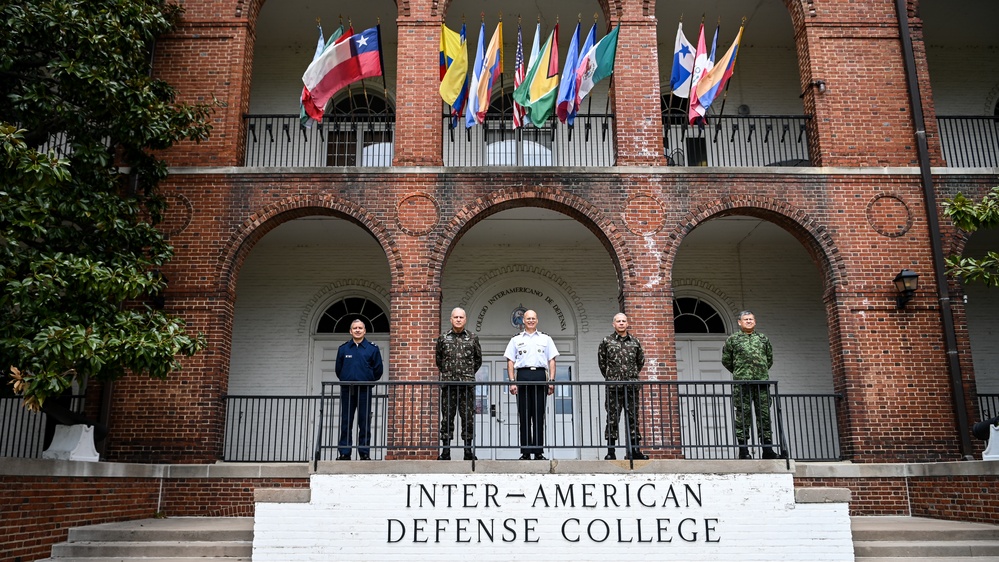 Brazilian General André Luis Novaes Miranda Inducted into IADC Hall of Honor