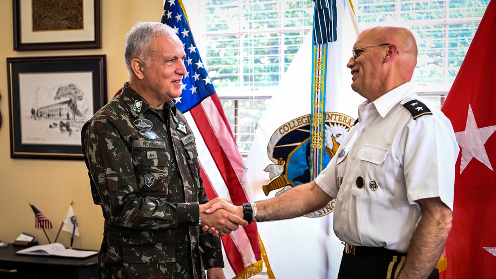 Brazilian General André Luis Novaes Miranda Inducted into IADC Hall of Honor