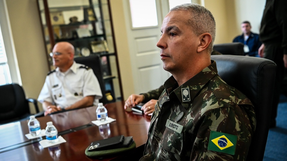 Brazilian General André Luis Novaes Miranda Inducted into IADC Hall of Honor