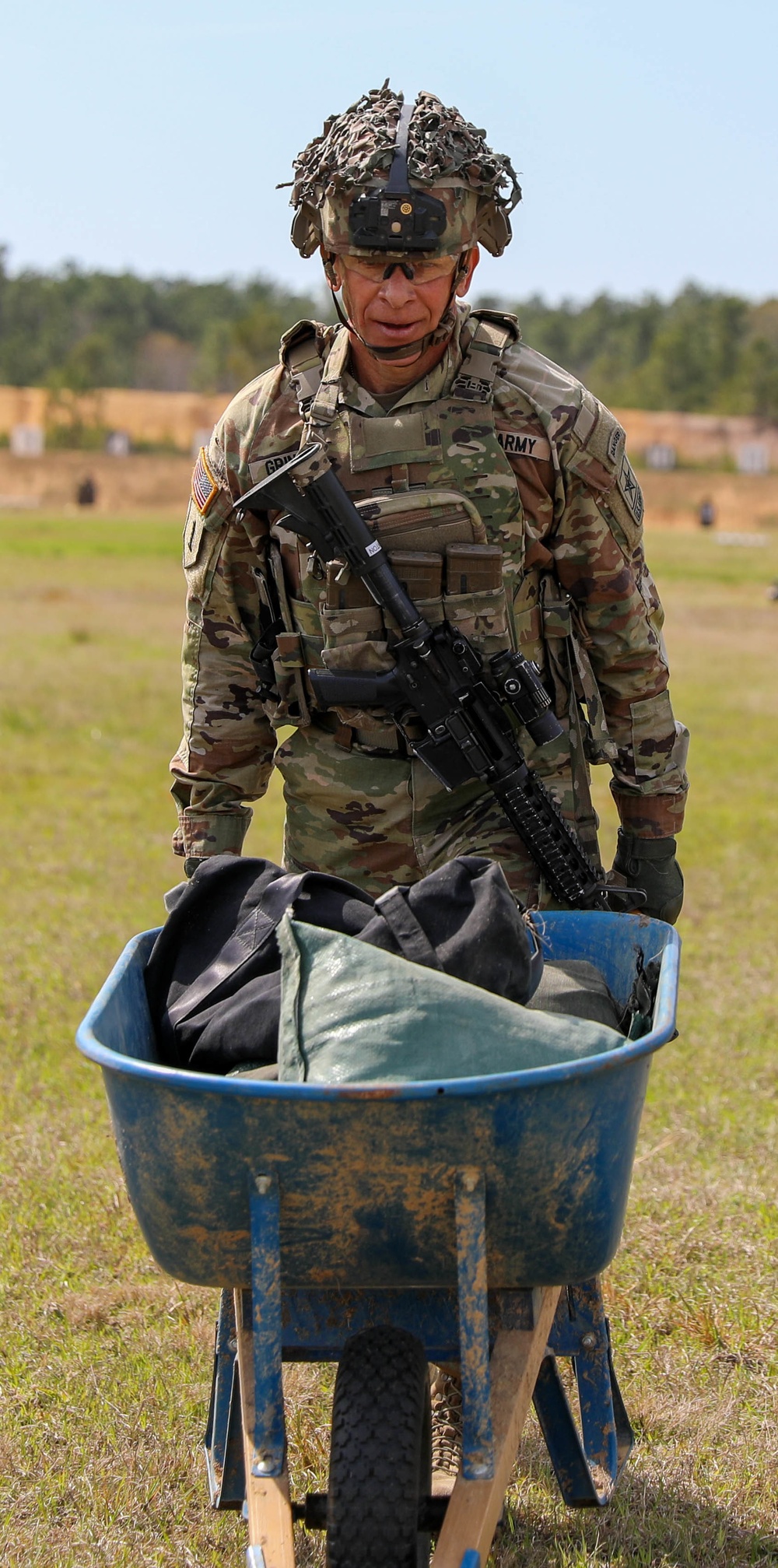 Sgt. Maj. of the Army participates in the 82nd Airborne Division Stress Shoot