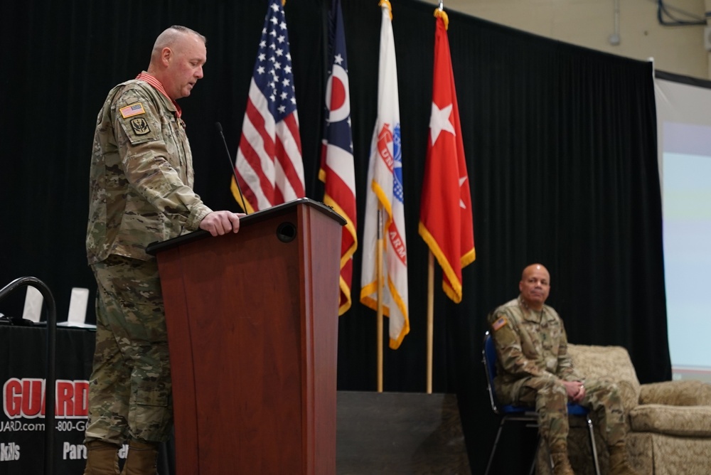 Ceremony celebrates retiring Ohio ARNG state command chief warrant officer